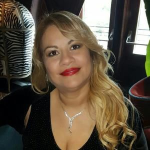 Meet your Posher, Yvette